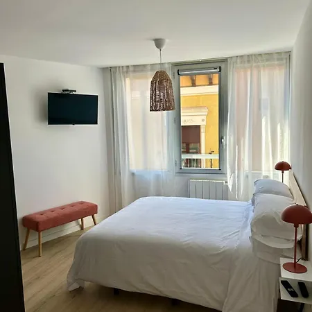 Berenguer Con Parking * Huesca